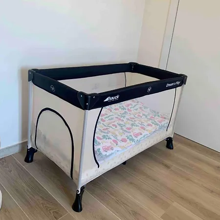 Modern Seaview Townhouse - Workcation Friendly Casa vacanze