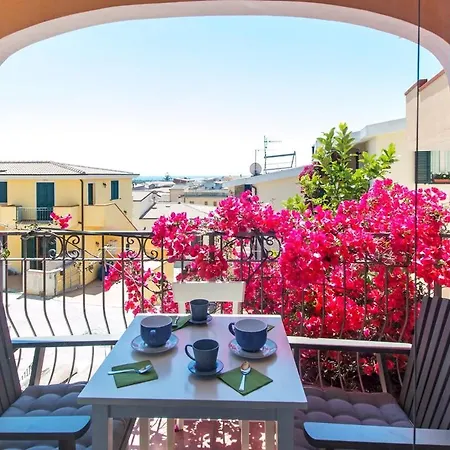 Сasa de vacaciones Modern Seaview Townhouse - Workcation Friendly Orosei
